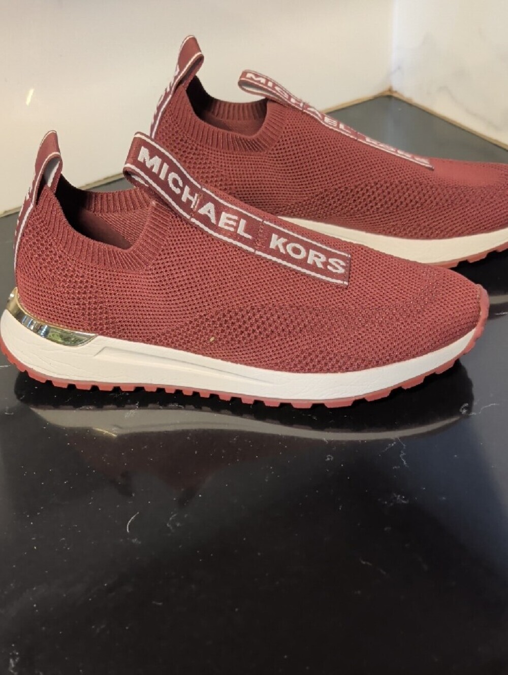 MICHAEL KORS Bodie Women's Slip-On Knit Sneakers Size 7 Used Exc - Picture 3 of 9